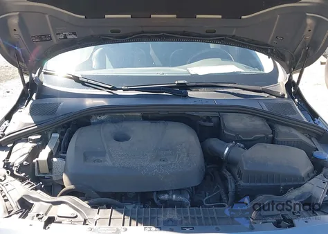 2018 Volvo S60 T5 Dynamic из США, поврежденный, VIN YV140MTLXJ2453878